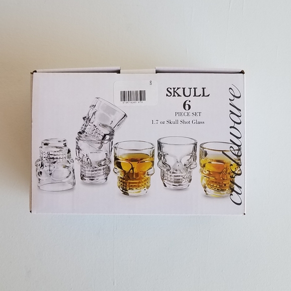 Skull Shot Glasses - Picture 7 of 9